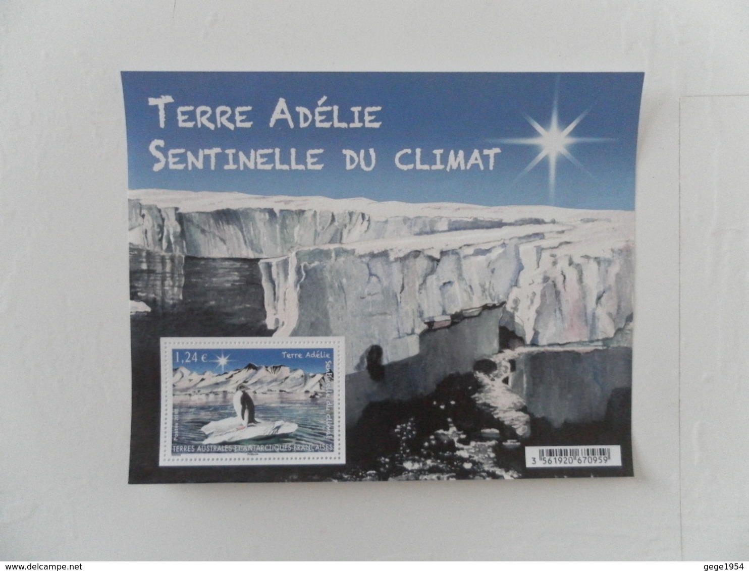 TAAF YT F753 TERRE ADELIE, SENTINELLE DU CLIMAT** - Blocs-feuillets