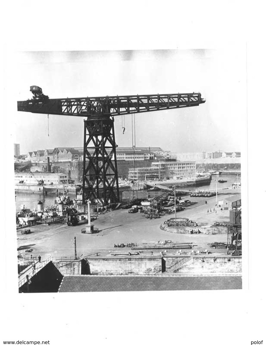 Photo De L' Arsenal De BREST - La Grande Grue Construite En 1910 (PH 159) - Lieux