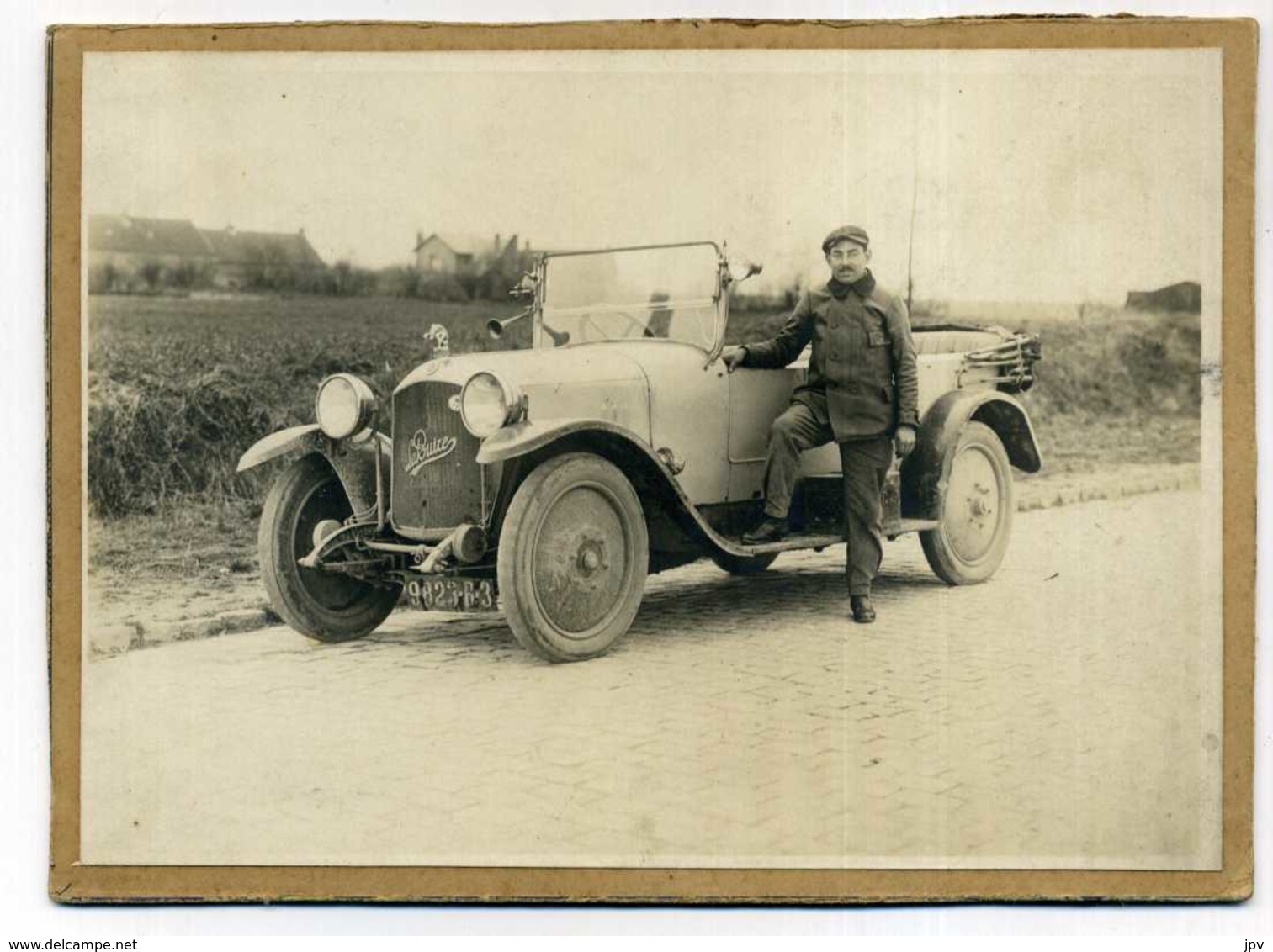 PHOTO D'UNE AUTOMOBILE "LA BUIRE" à VILLERS LES CAGNICOURT - Cars