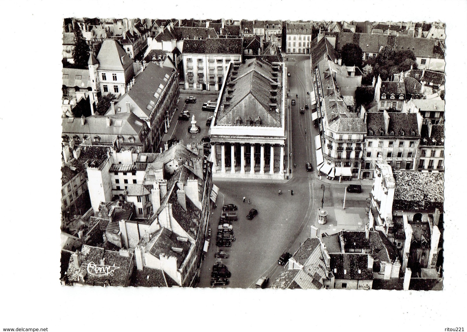 Cpm - 21 - DIJON - Place Du Théâtre Et Le Théâtre - Vue Aérienne - 18265 A Cim - Dijon