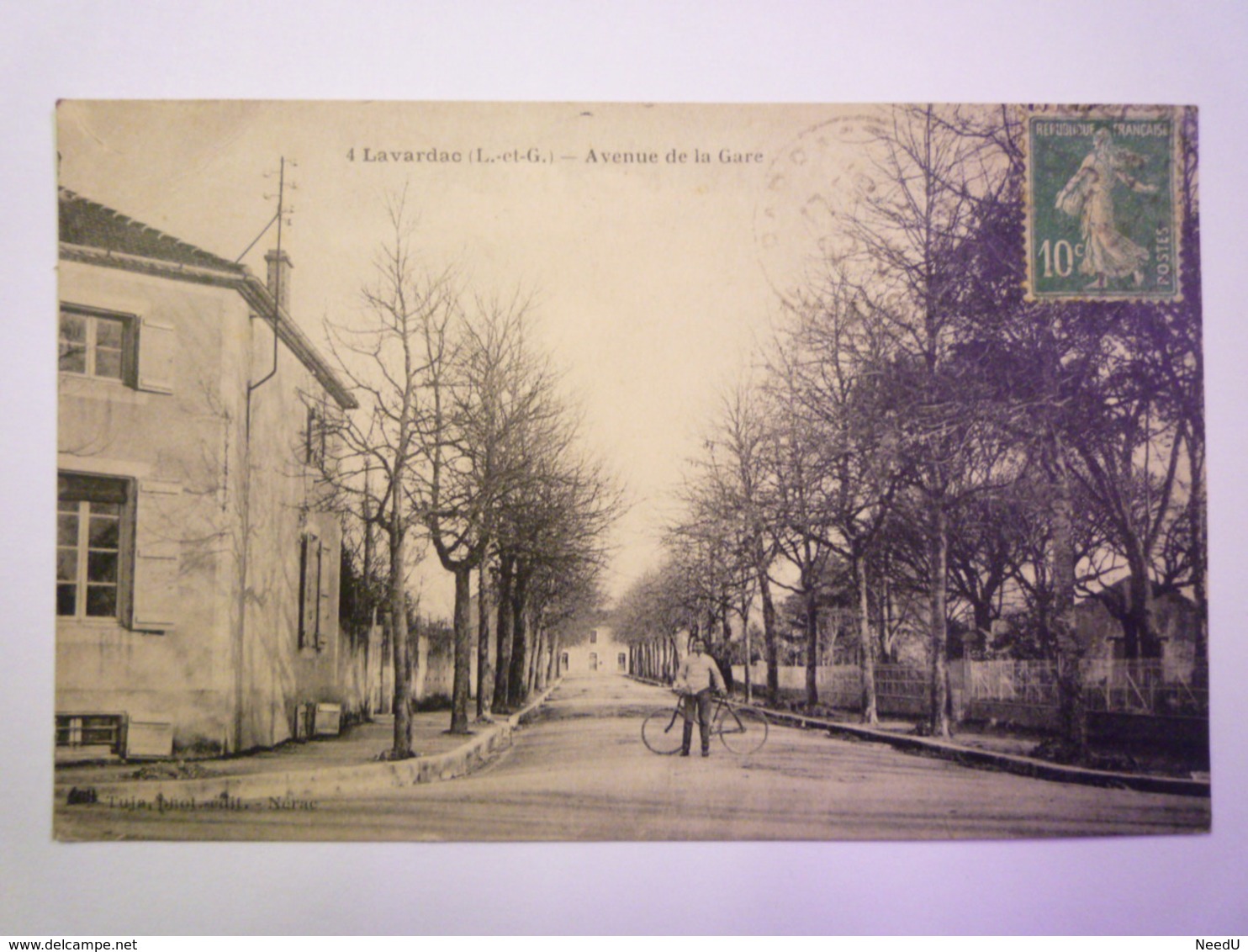 GP 2019 - 92  LAVARDAC  (Lot-et-Garonne)  :  Avenue De La GARE   1923   XXX - Lavardac