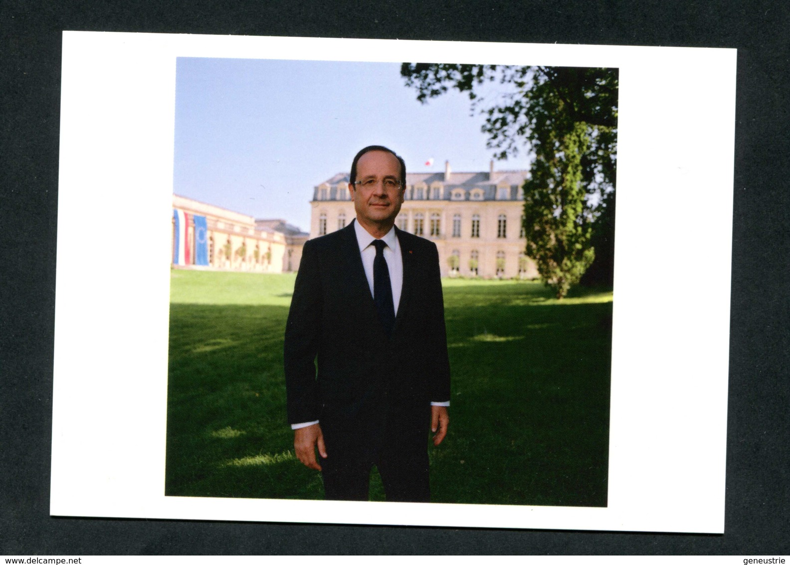 CPM Non-postable Officielle 2012 "François Hollande, Président De La République Française" Photo Raymond Depardon - Hommes Politiques & Militaires