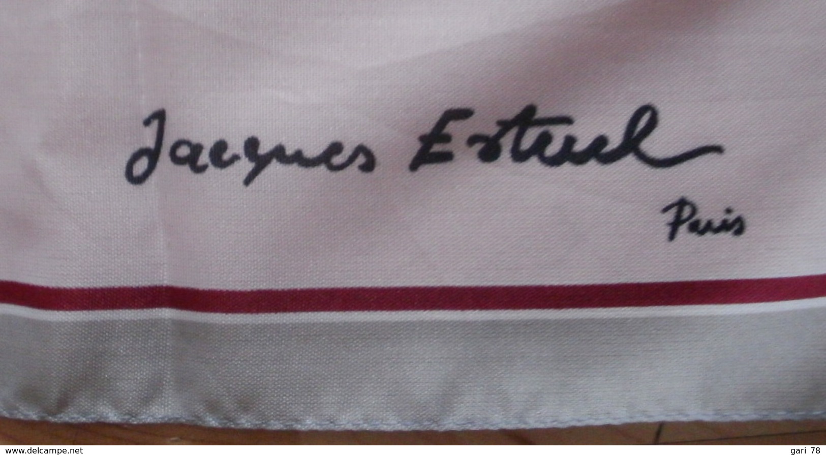 Foulard Jacques ESTEREL, Carré De 68 Cm - Fulares