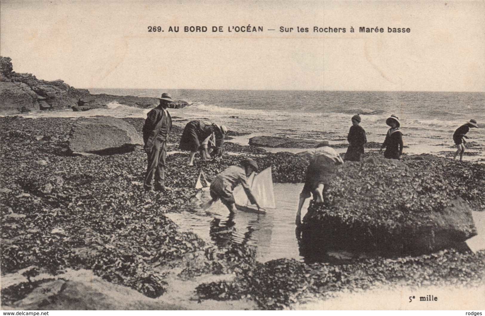 Dep 44 , Cpa 269 , Au Bord De L'Océan , Sur Les Rochers à Marée Basse , F.Chapeau , Imp.-Edit. Nantes (D9.4811) - Sonstige & Ohne Zuordnung