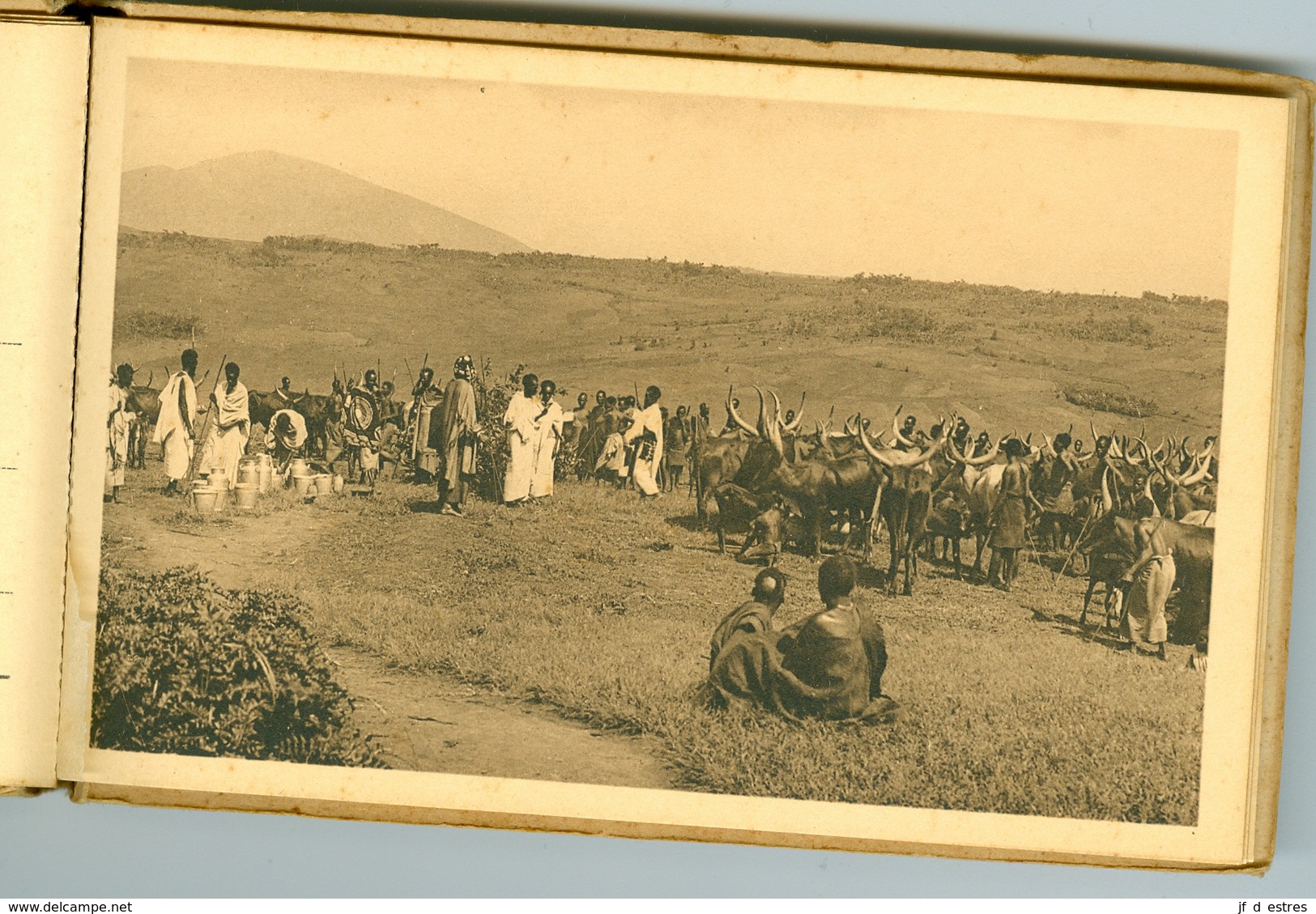 10 CP Ruanda Urundi "Scènes" travaux ménagers Ed. Jos Dardenne 1 carnet sér. 2 D bis. 1930 Ethnographie Rwanda Burundi