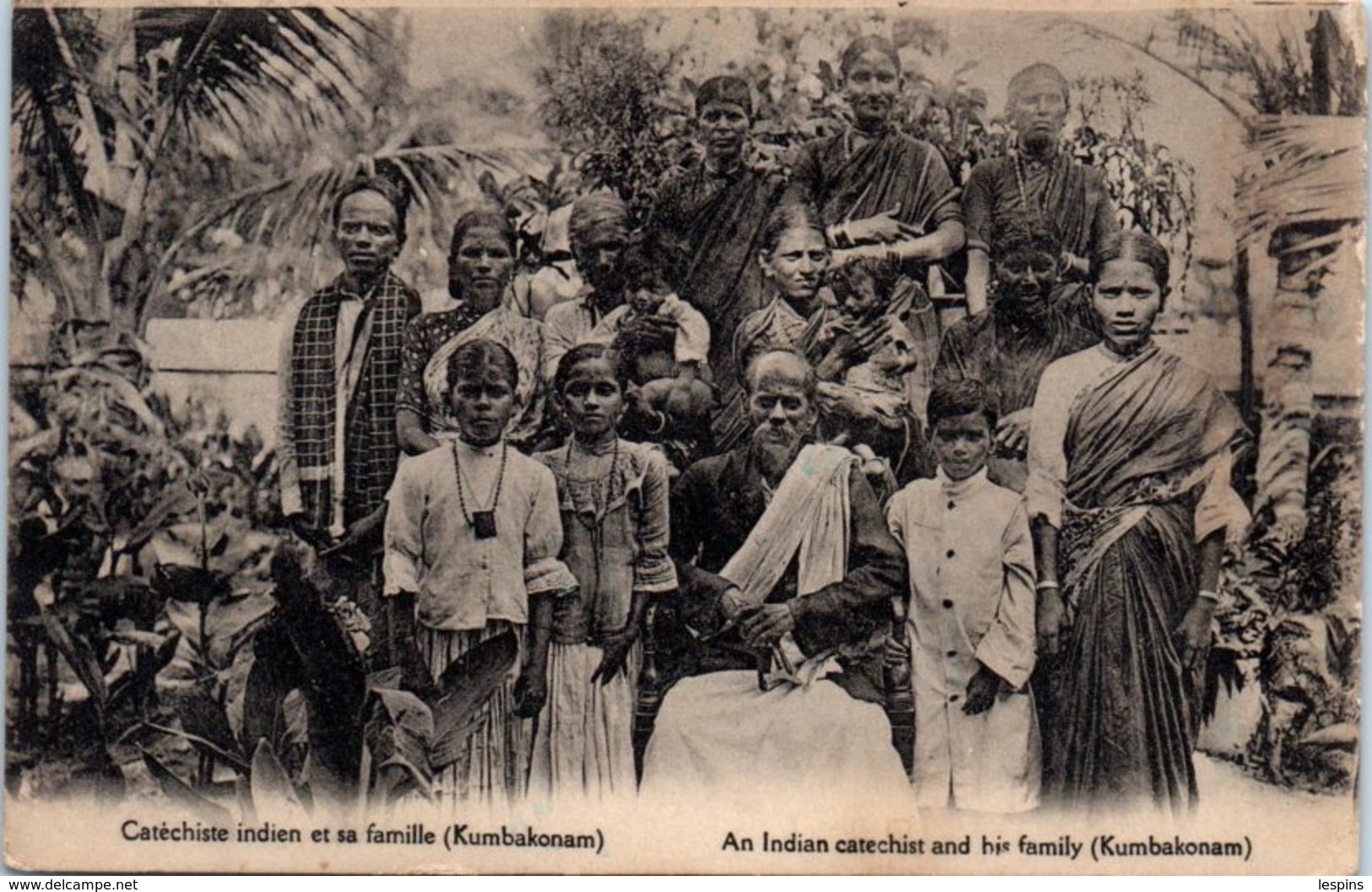 ASIE - Inde - Catéchiste Indien Et Sa Famille - India