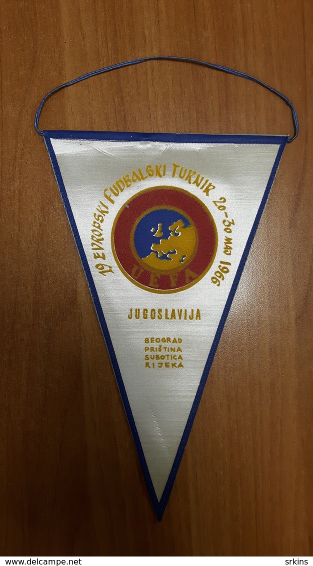 Football PENNANT UEFA U-18 European Under 18 Cup Championship 1966 66 Yugoslavia Championnat D'Europe Des Moins De 18 - Apparel, Souvenirs & Other