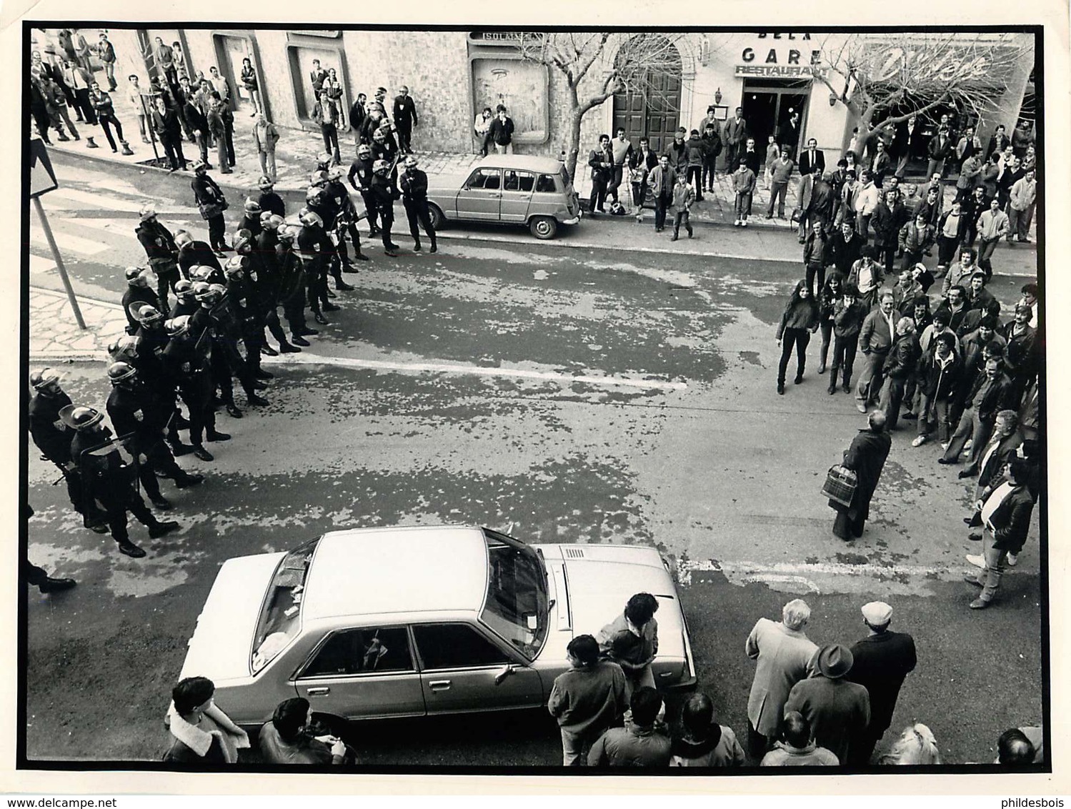 CORSE  BASTIA  Mars 1984 ( Photo Originale ) MANIFESTATION Employés FEMENIA    DIM 18cm/24cm - Lieux