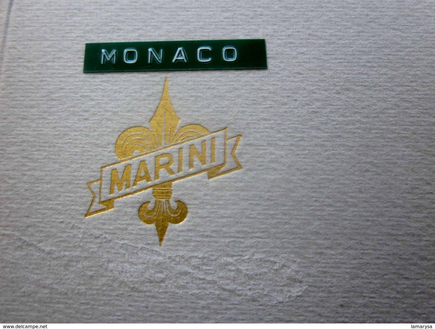 MONACO Lot de 81 timbres en Neuf ** MNH dans album pochette bandes  Marini Belle cote Générale faire défiler les scanns