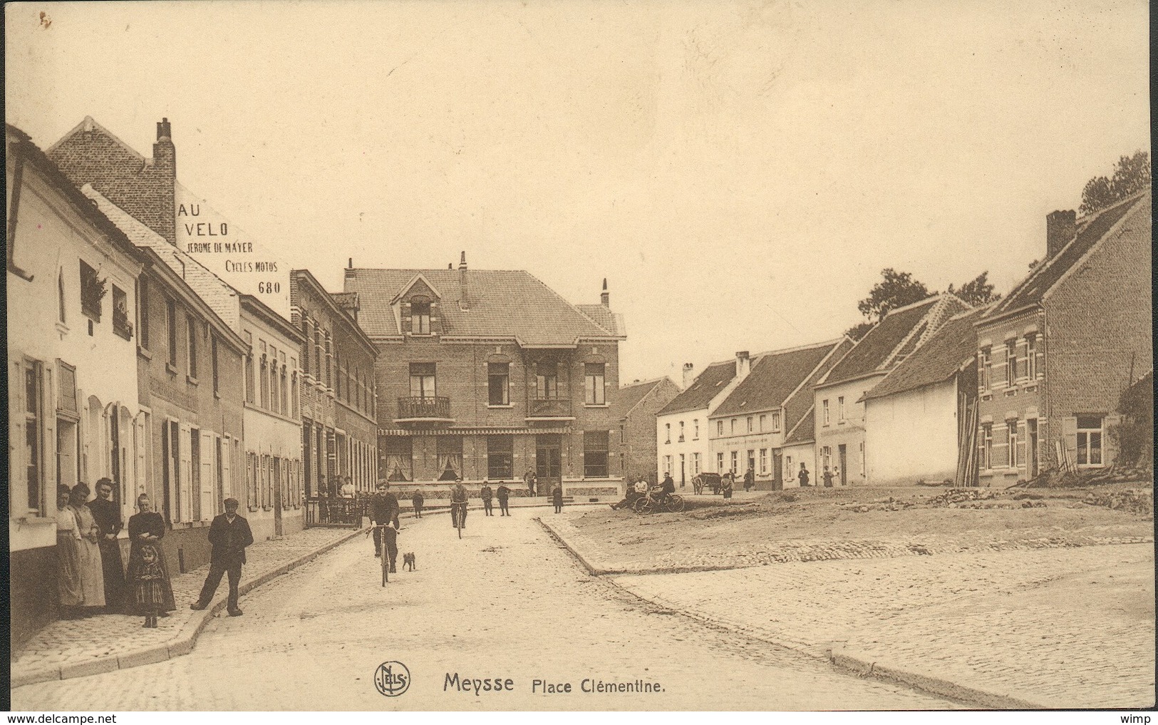 Meysse : Place Clémentine - Meise