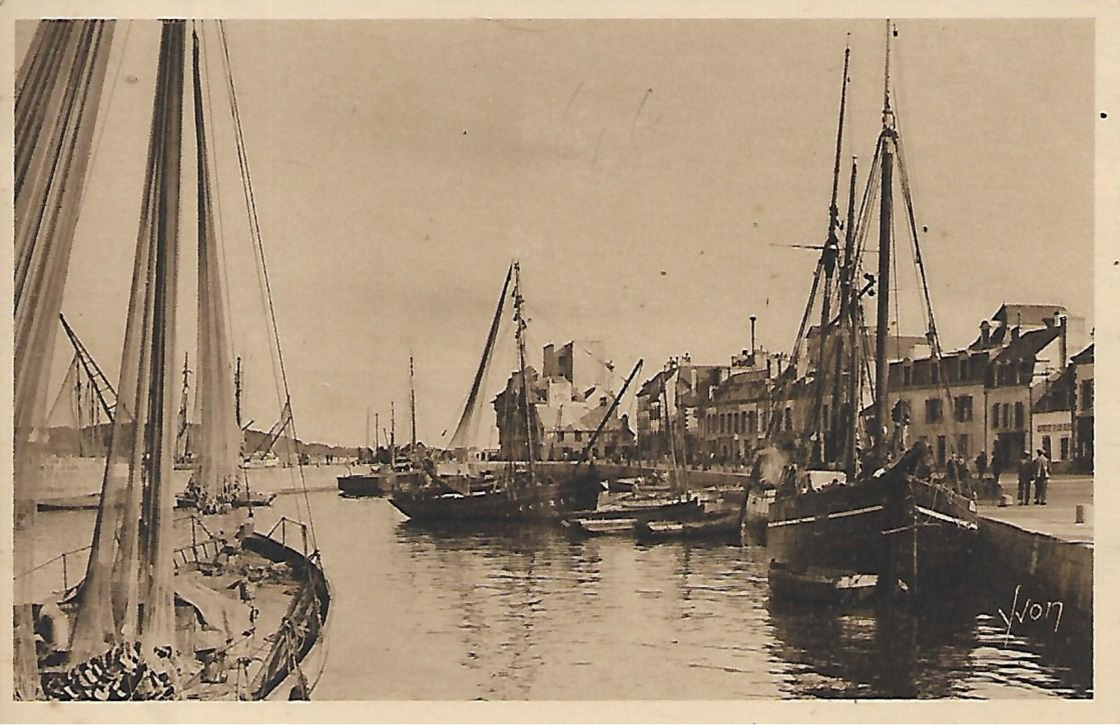 29, Finistère, CONCARNEAU, Le Quai Pénérof, Scan Recto-Verso - Concarneau