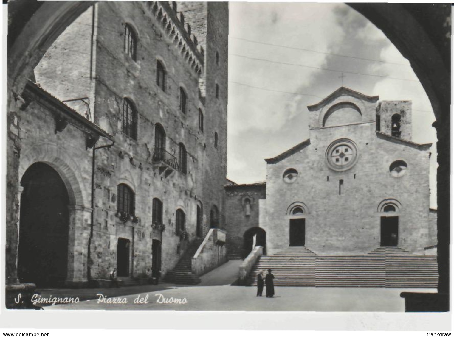 Postcard - S. Gimignano - Duomo Square -  Unused  Very Good - Unclassified