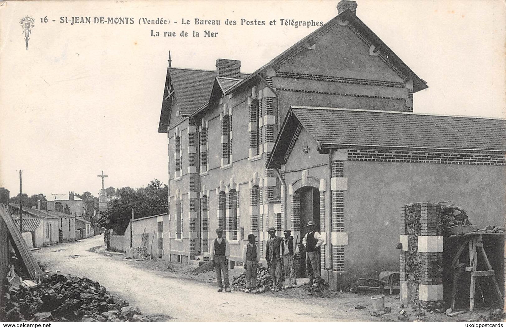 CPA - 85, ST JEAN DE MONTS, Bureau Des Postes Et Telegraphes, La Rue De La Mer - Saint Jean De Monts