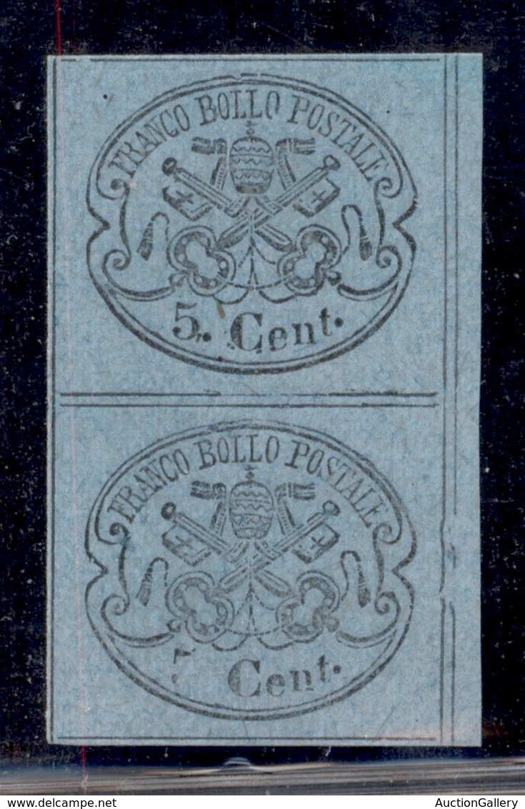 ANTICHI STATI - PONTIFICIO - 1870 - Non Ultimati - 5 Cent (32) In Coppia Verticale - Pezzo Inferiore Senza Cifra E Punto - Autres & Non Classés