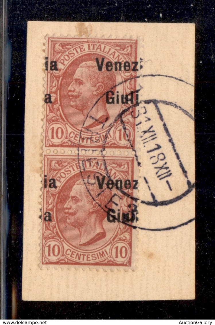 OCCUPAZIONI - VENEZIA GIULIA - 1918 - 10 Cent (22eai) - Coppia Verticale Usata Su Frammento - Soprastampa A Cavallo - Autres & Non Classés