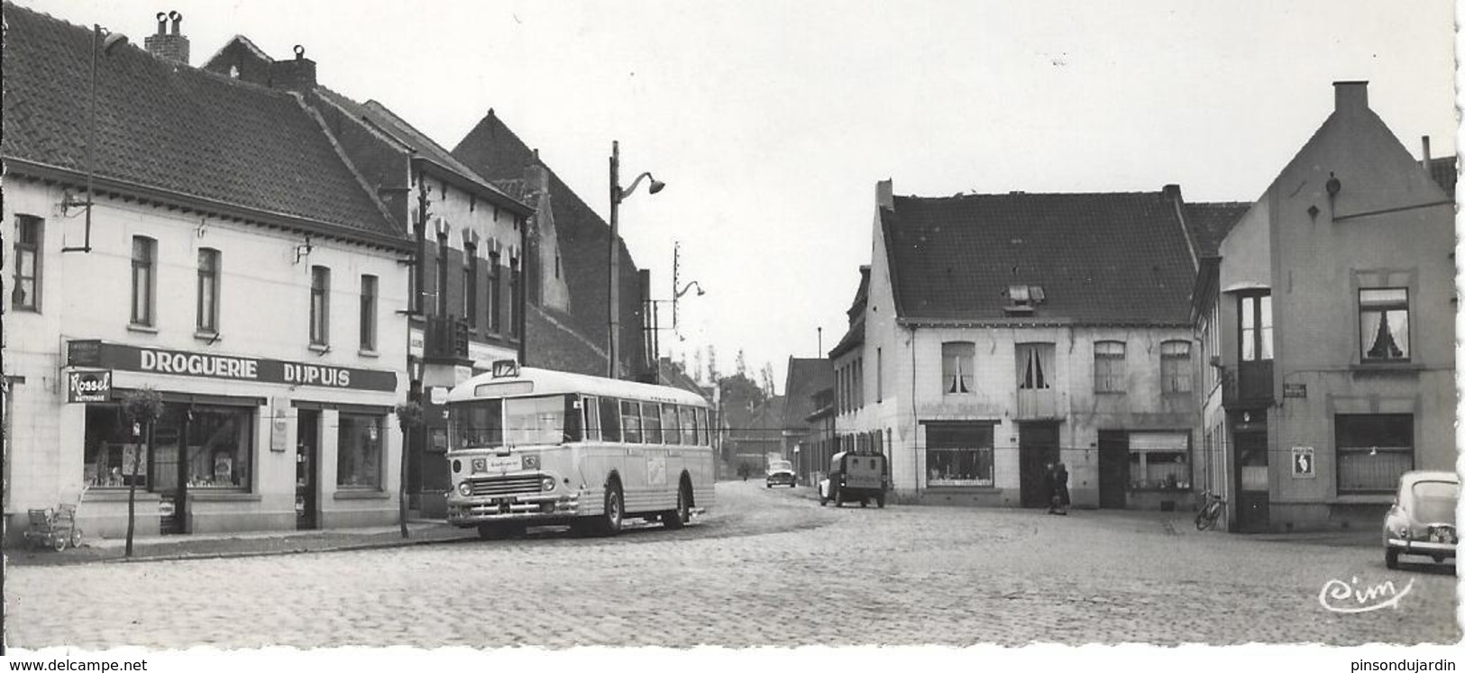 Leers Nord  Place Sadi Carnot (magasin Droguerie Et Autobus Ancien) - Tournai