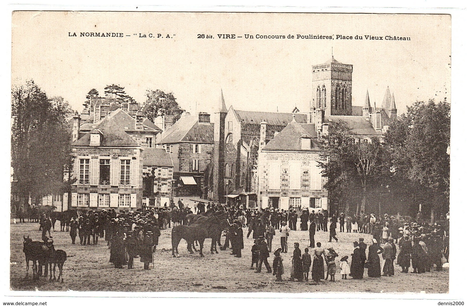 VIRE (14) - Un Concours De Poulinières, Place Du Vieux Château - Vire