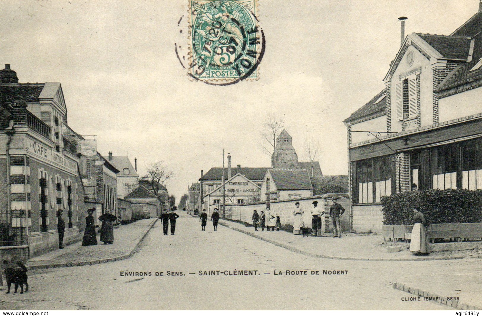 - St CLEMENT (89) -  La Route De Nogent  (bien Animée)  -17796- - Saint Clement