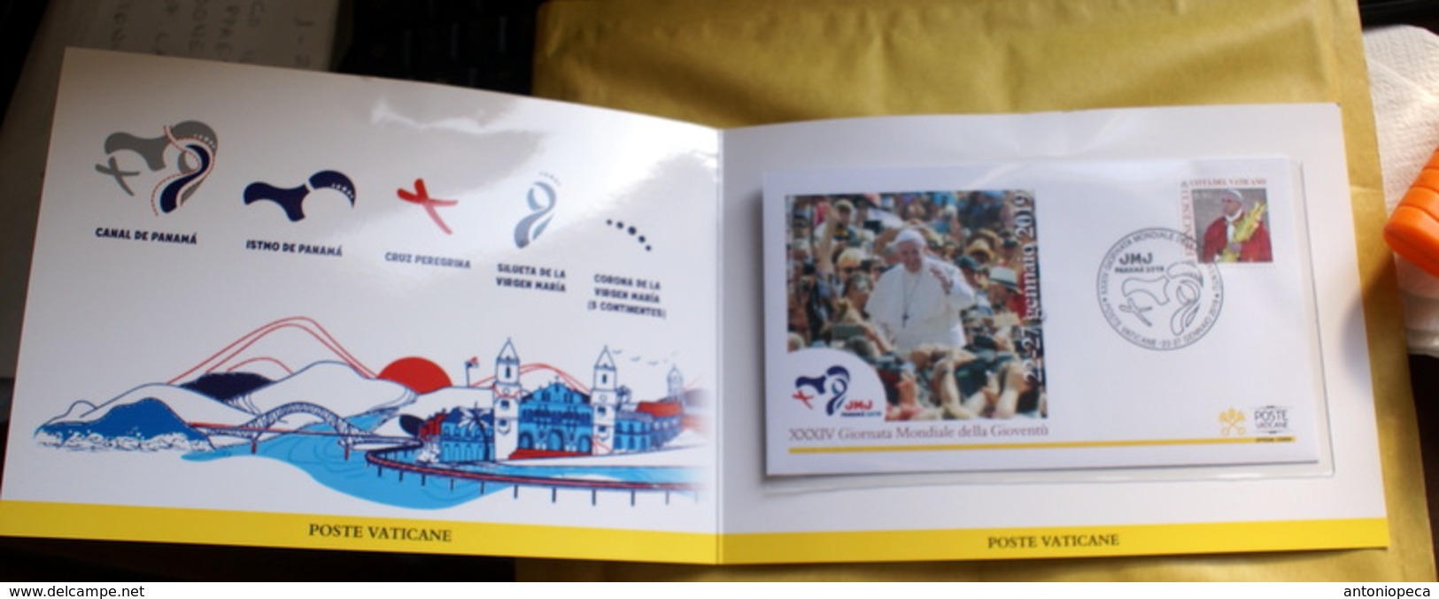VATICAN  2019, PANAMA 34TH YOUTH WORLD DAY PAPA FRANCESCO FOLDER - Storia Postale
