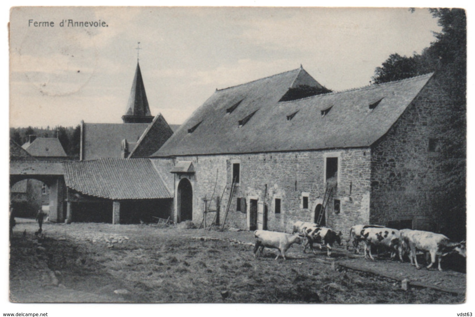 ANNEVOIE La FERME 1909 Cour Intérieure Bétail Vaches - Anhée - Anhée