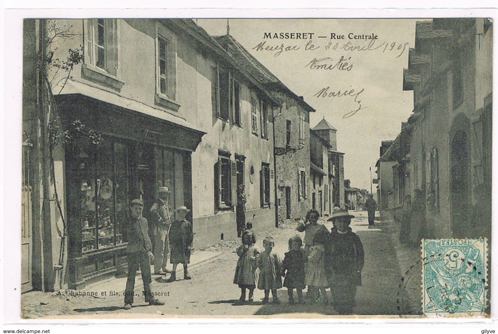 CPA (19) Masseret. Rue Centrale, Animée.. ( C.198) - Ussel