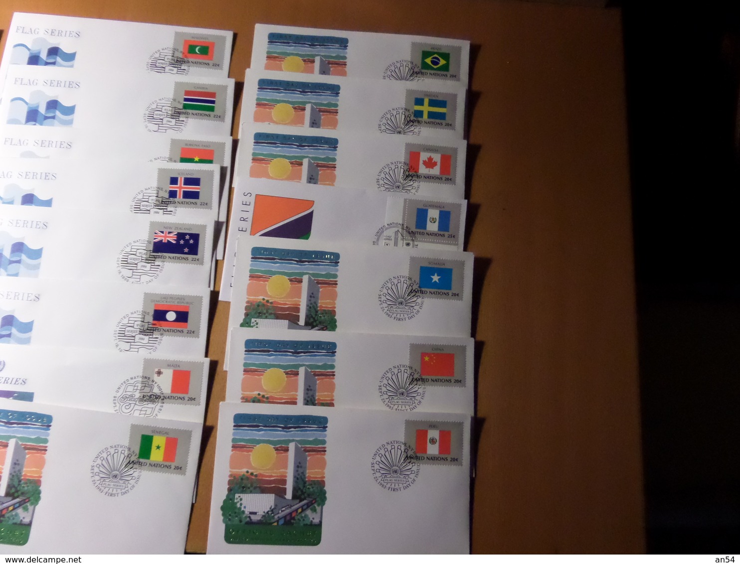 LOT  DE FDC NATIONS UNIES NEW-YORK 229 PIECES  TRES BONNE COTE - Vrac (max 999 Timbres)