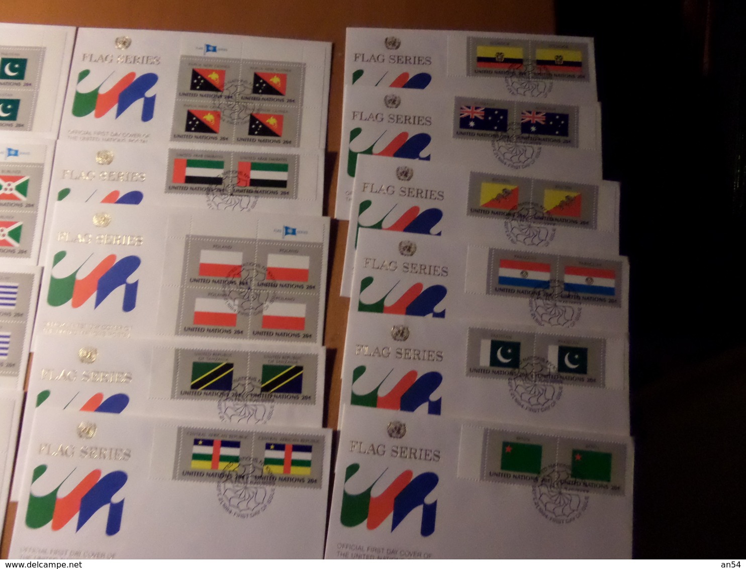 LOT  DE FDC NATIONS UNIES NEW-YORK 229 PIECES  TRES BONNE COTE