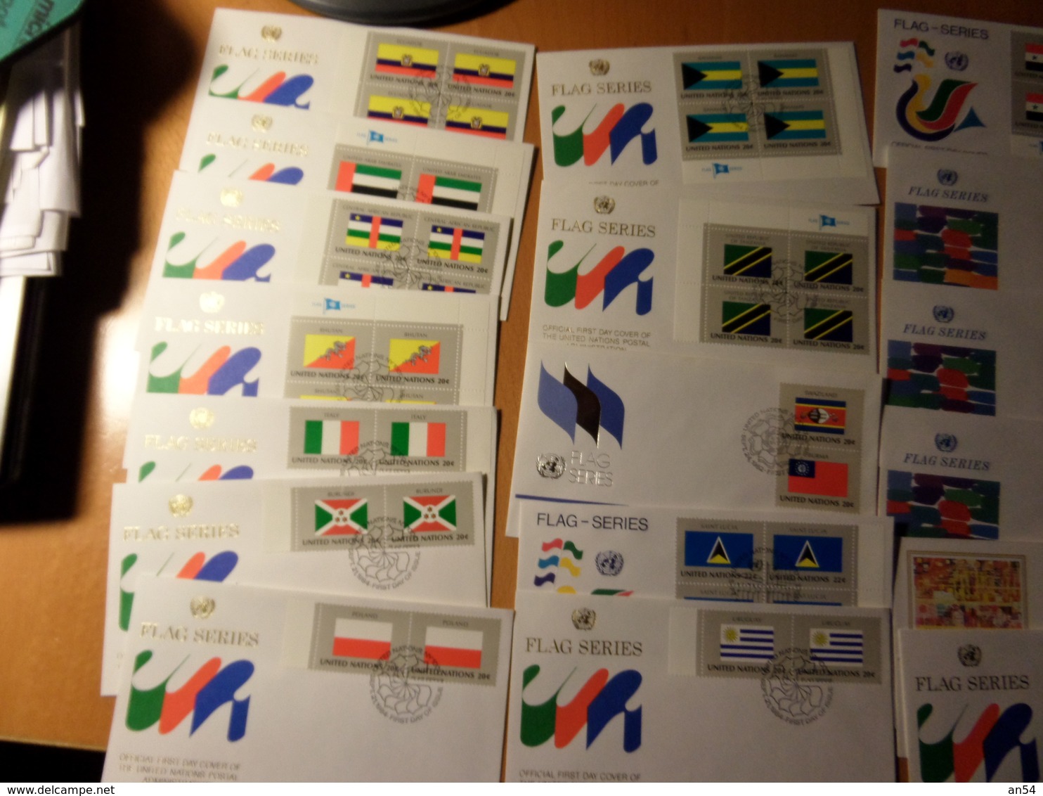 LOT  DE FDC NATIONS UNIES NEW-YORK 229 PIECES  TRES BONNE COTE