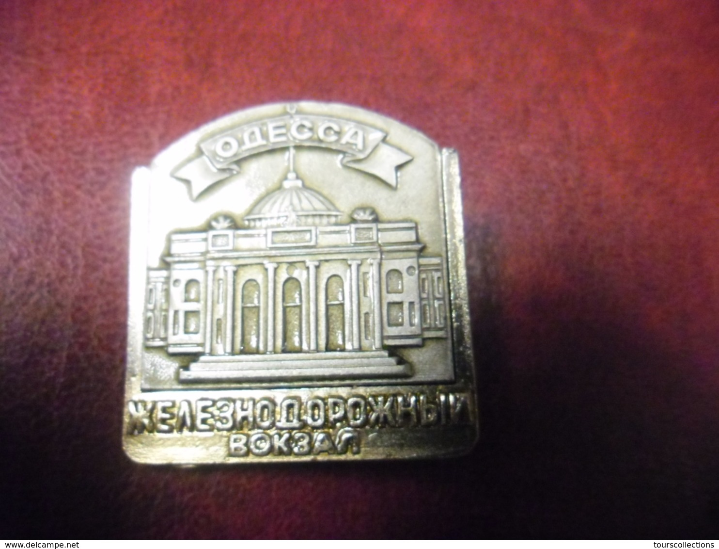 GRAND PIN'S ODESSA ODESA UKRAINE USSR CCCP Soviet - 36 Mm X 34 Mm - Villes