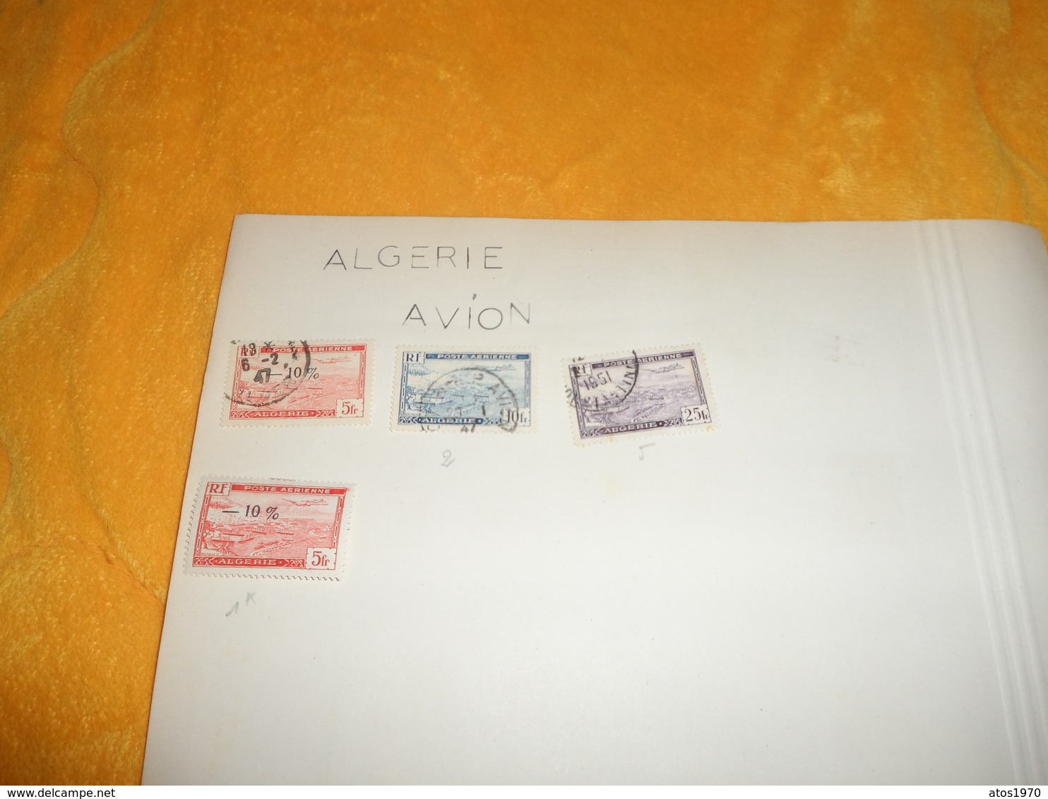 LOT ENVIRON 180 TIMBRES OBLITERES ET NEUFS AVEC CHARNIERES SUR PAGE ALGERIE A ETUDIER..