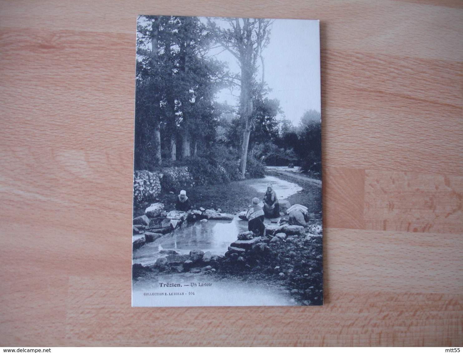 Trezien Lavoir Blanchisseuse Laveuse - Autres & Non Classés