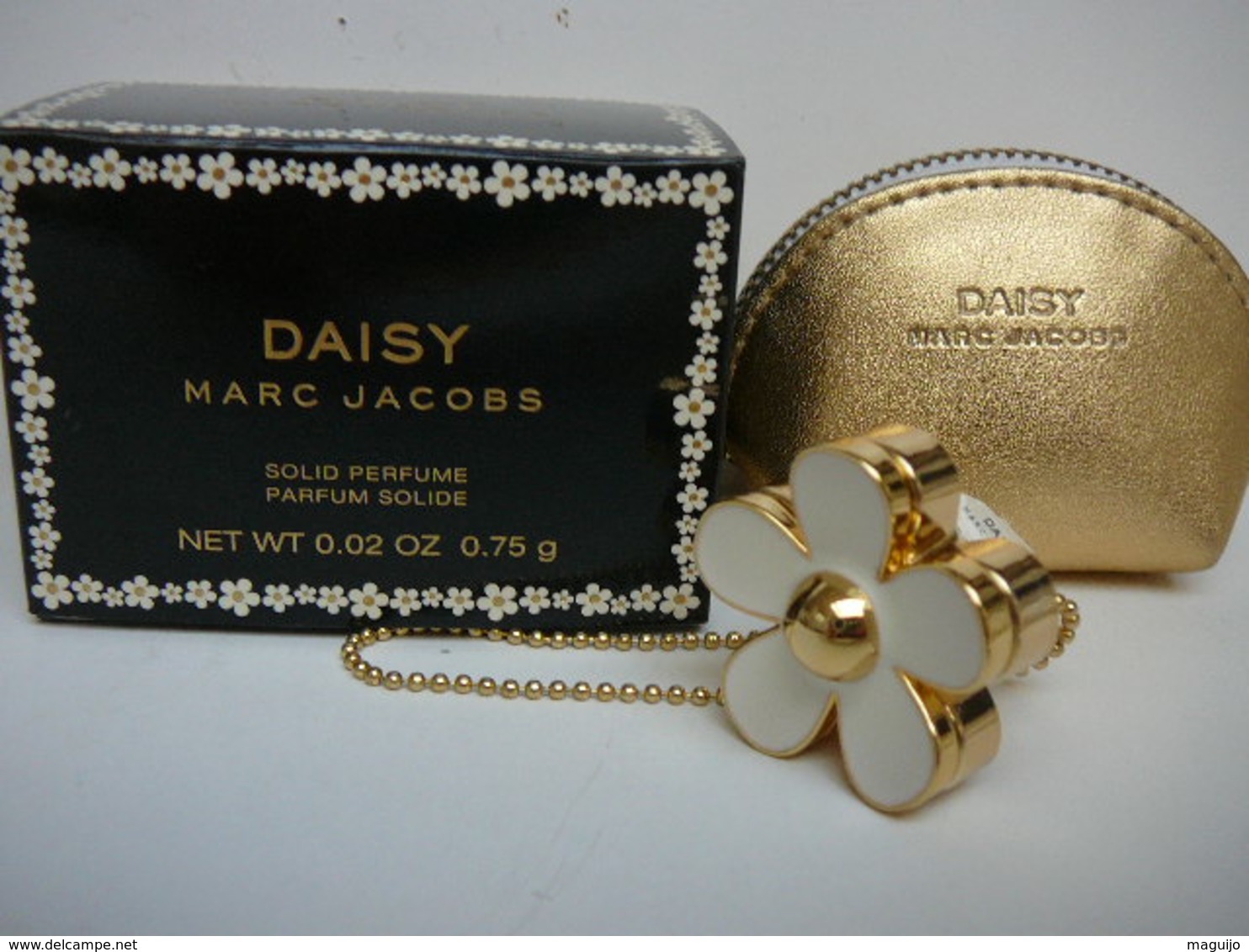 MARC JACOBS " DAISY" PARFUM SOLIDE  ETAT NEUF  FORME BAGUE   LIRE ET VOIR !! - Miniatures Femmes (avec Boite)