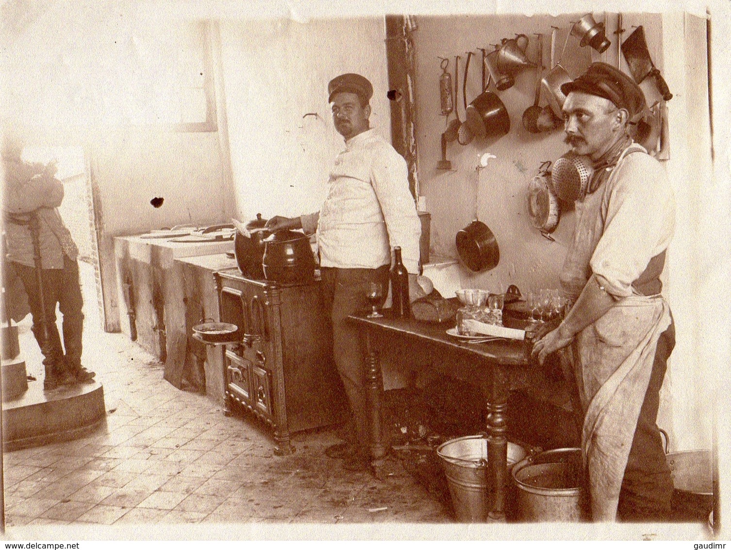 PHOTO ALLEMANDE - CUISINES DU FELDLAZARET 3 A CROISILLES PRES DE WANCOURT - ARRAS PAS DE CALAIS GUERRE 1914 1918 - 1914-18