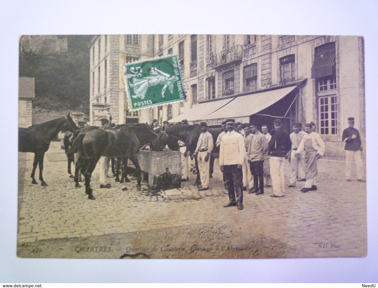 GP 2019 - 173  CHARTRES  (Eure-et-Loir)  :  Quartier De Cavalerie , Chevaux à L'abreuvoir   1908   XXX - Chartres