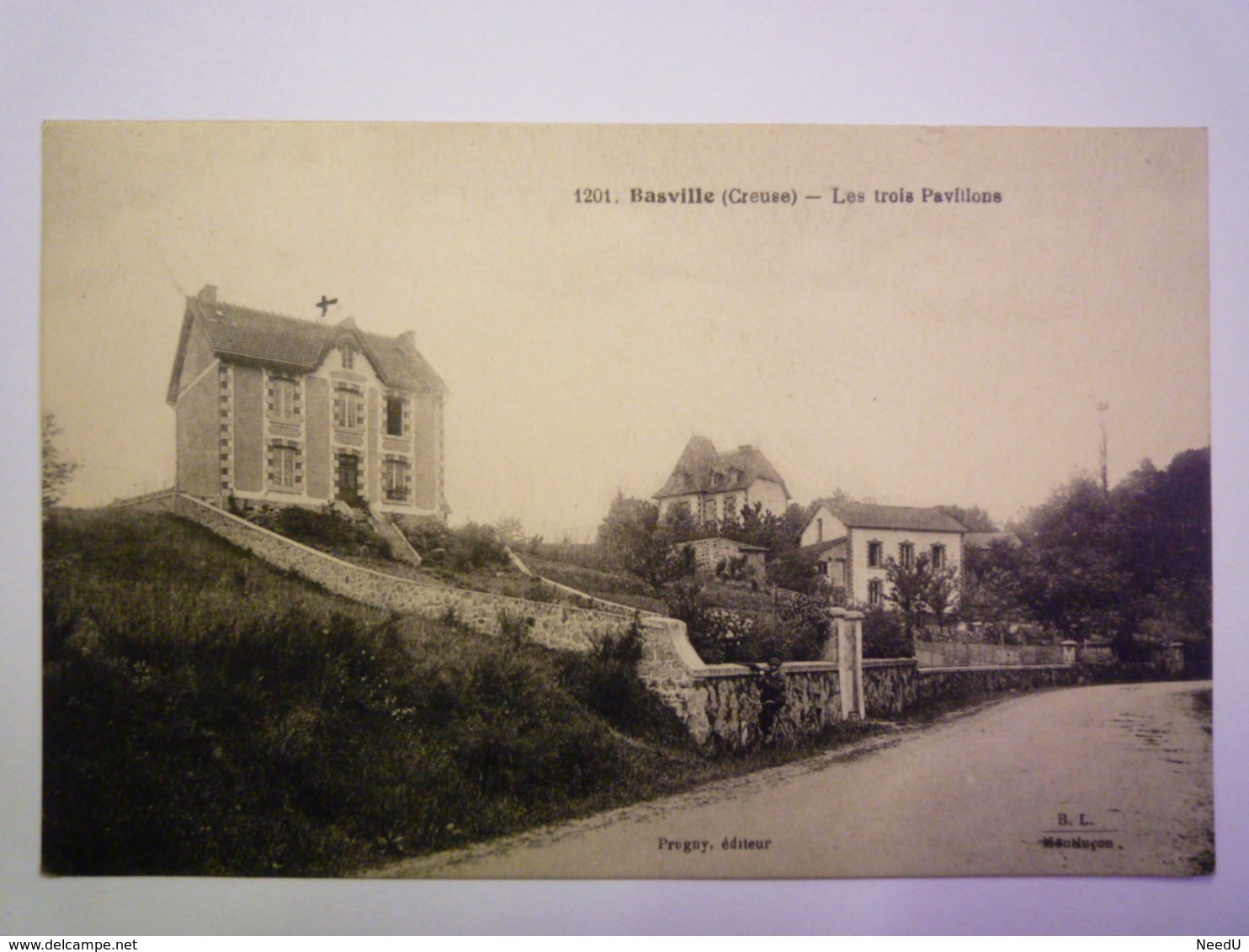 GP 2019 - 184  BASVILLE  (Creuse)  :  Les  TROIS  PAVILLONS   1935   XXX - Andere & Zonder Classificatie