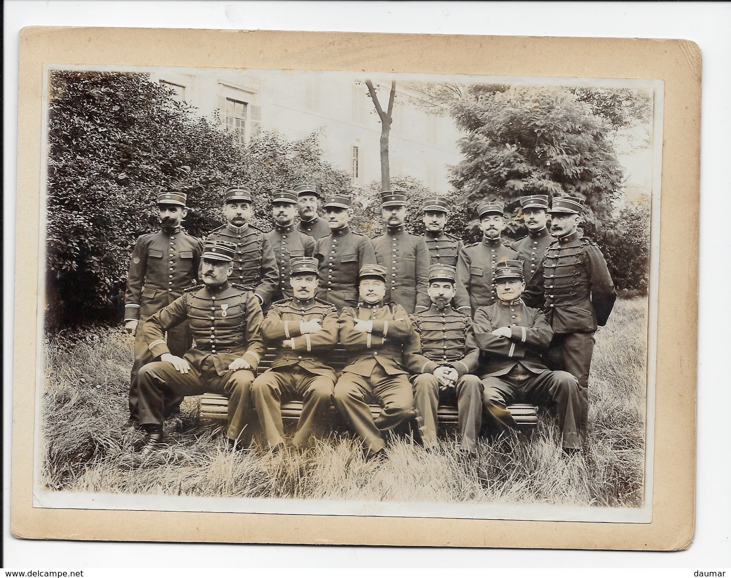 22 ème Régiment , Belle Photo De Groupe Recto Et Un Des Leurs En Verso - Guerre, Militaire