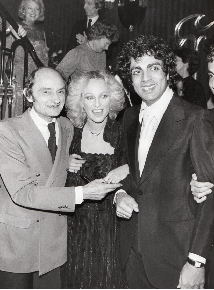 Superbe Photo Originale 21x28. Evelyne Leclercs. Sim. Enrico Macias. Jacqueline Caurat. Archives Bernard SERRE. - Célébrités