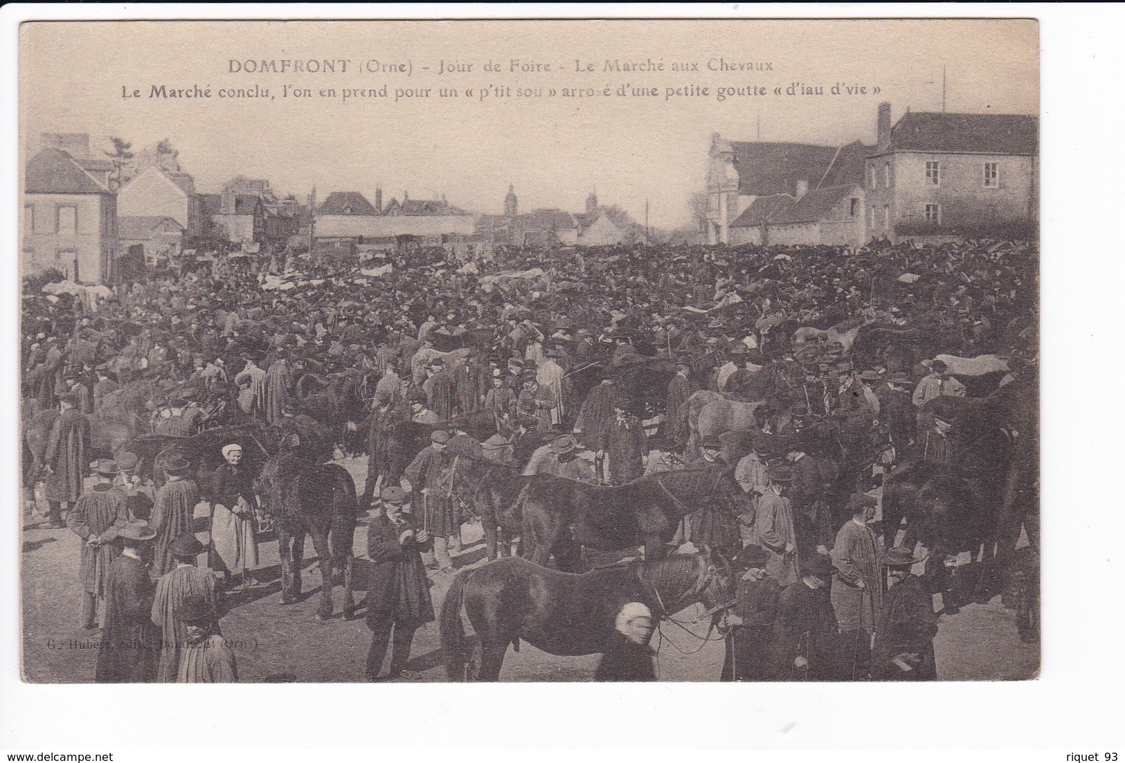 DOMFRONT - Jour De Foire - Le Marché Aux Chevaux.......... - Domfront