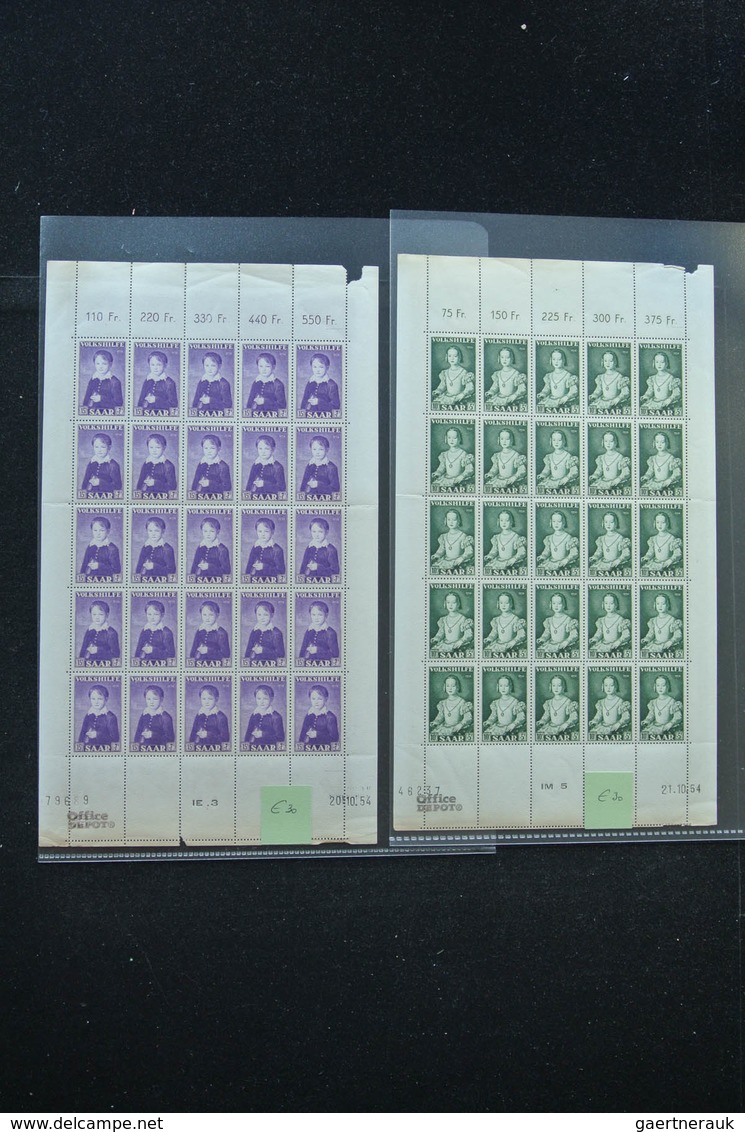 Deutschland: Small box with stockcards with various MNH, mint hinged and used material of Germany. C