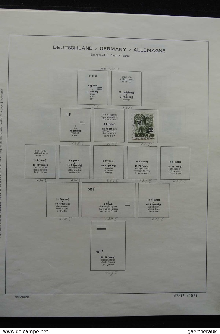 Deutsche Abstimmungsgebiete: Saargebiet: 1920-1959: Very well filled, MNH, mint hinged and used coll