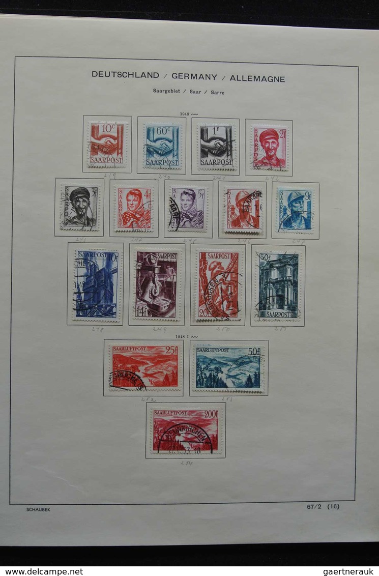 Deutsche Abstimmungsgebiete: Saargebiet: 1920-1959: Very well filled, MNH, mint hinged and used coll