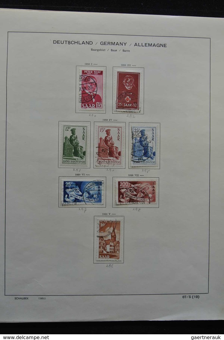 Deutsche Abstimmungsgebiete: Saargebiet: 1920-1959: Very well filled, MNH, mint hinged and used coll