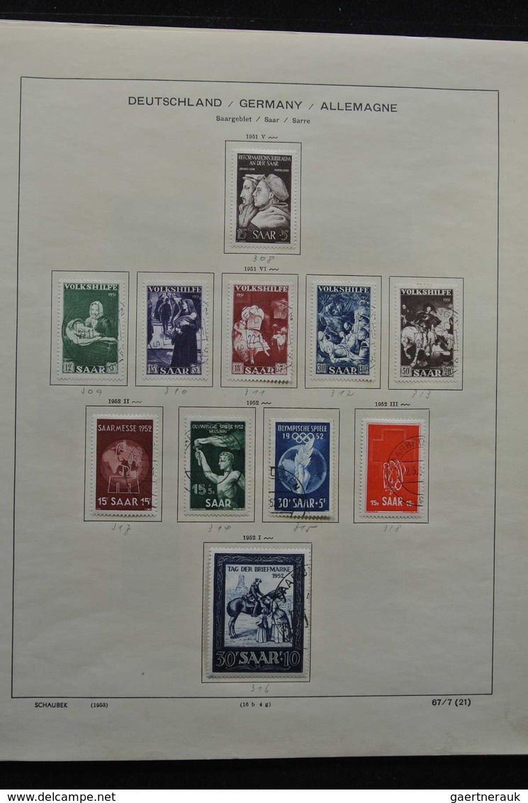 Deutsche Abstimmungsgebiete: Saargebiet: 1920-1959: Very well filled, MNH, mint hinged and used coll