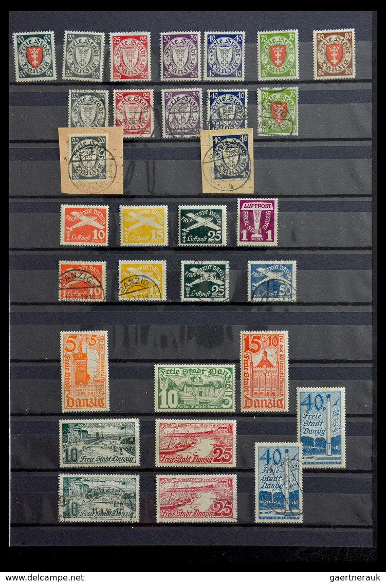 Danzig: 1920-1939: Well filled, MNH, mint hinged and used collection Danzig 1920-1939 in stockbook,