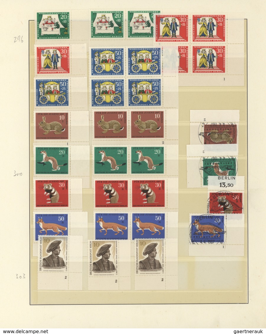 Berlin: 1957/1990, Vorwiegend Postfrische Sammlung Von Ca. 350 BOGENECKEN Mit FORMNUMMERN Mit Dauers - Unused Stamps