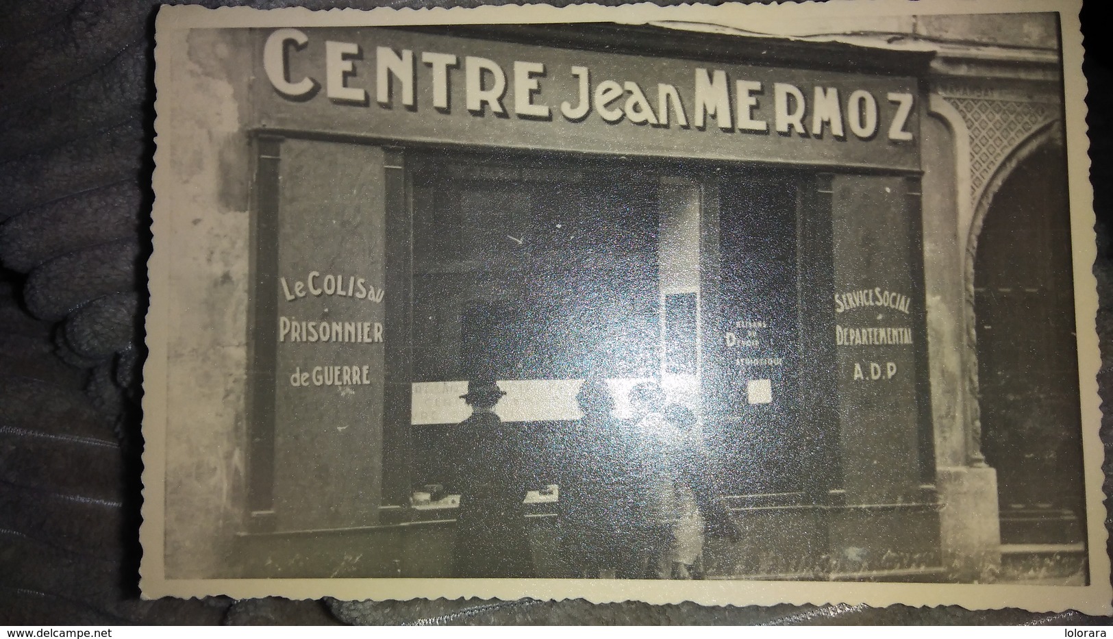 Carte Photo Centre Jean Mermoz Le Colis Du Prisonnier De Guerre Service Social Départemental Artisans Du Devoir - Autres & Non Classés