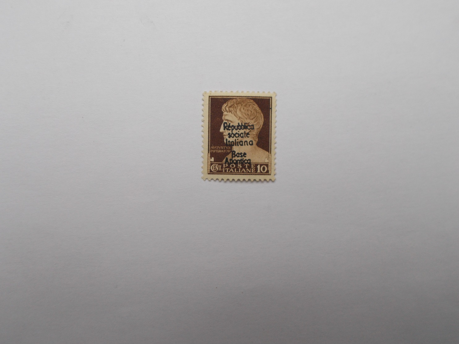 FAUX TIMBRE OBLITERE BASE NAVALE ITALIENNE - Guerre (timbres De)