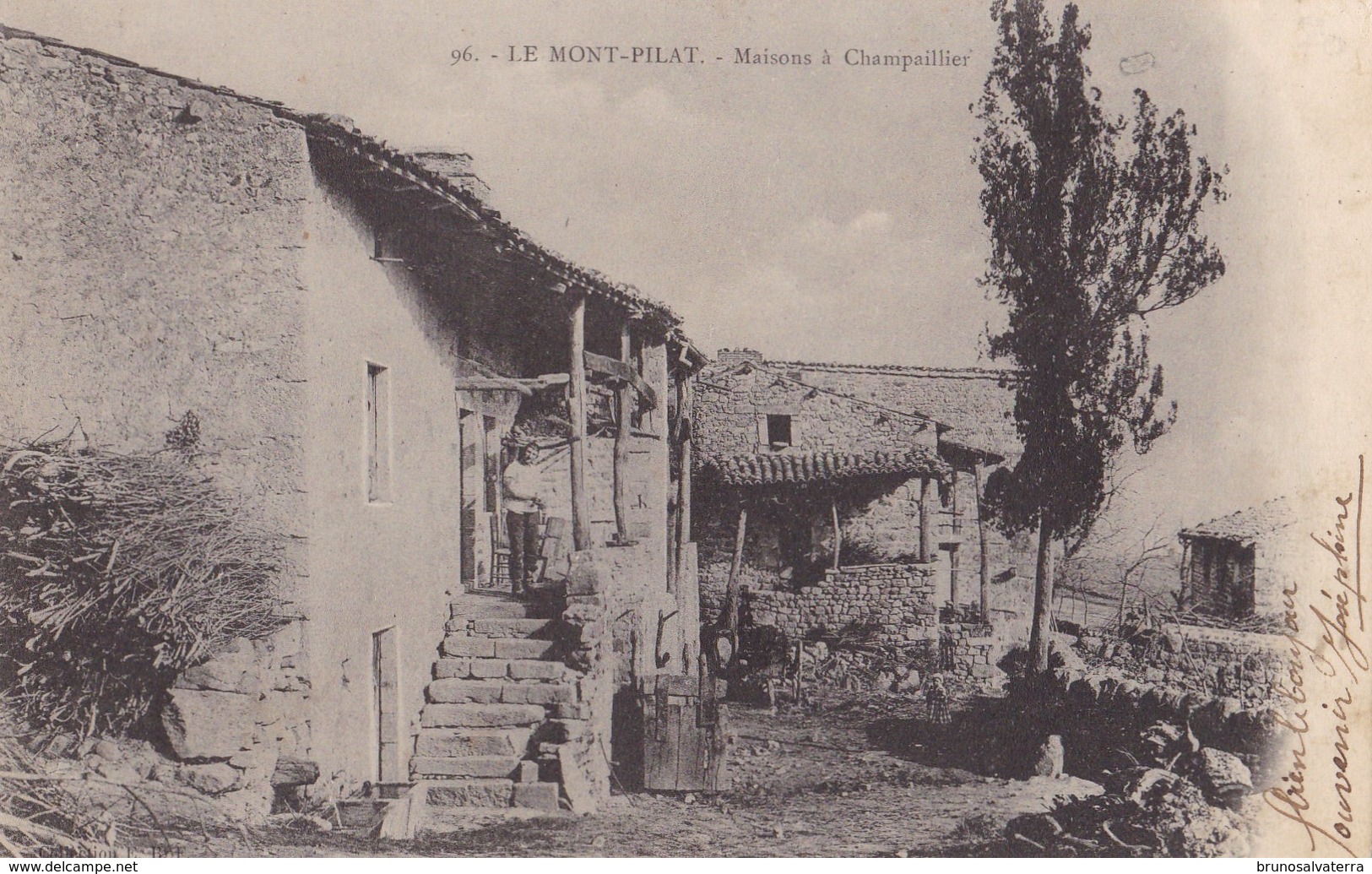 LE MONT-PILAT - Maisons à Champaillier - Pelussin