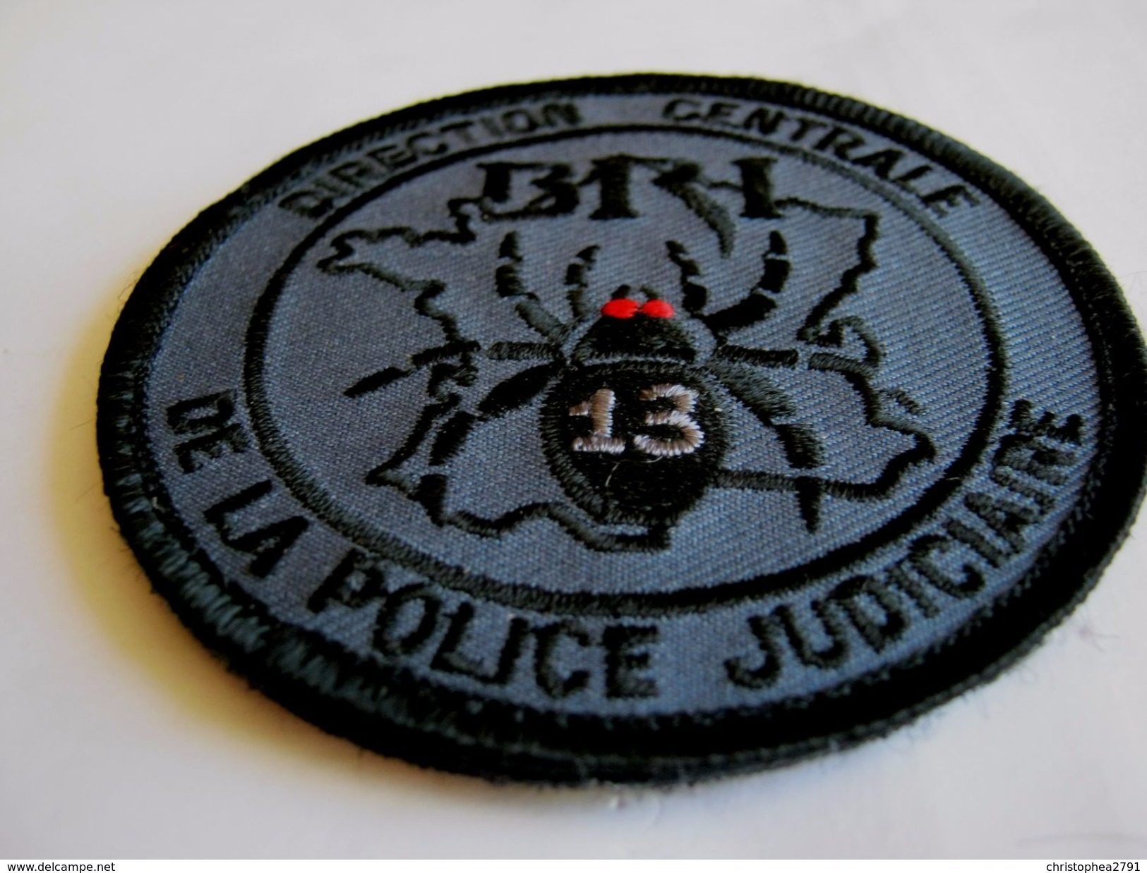 ECUSSON TISSUS PATCH  POLICE NATIONALE DCPJ LA BRI DE MARSEILLE 13 EN B.V (SUR VELCROS) ETAT EXCELLENT - Police & Gendarmerie