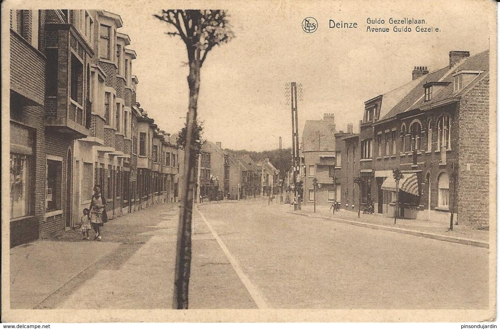 Deinze - Guido Gezellelaan - Deinze